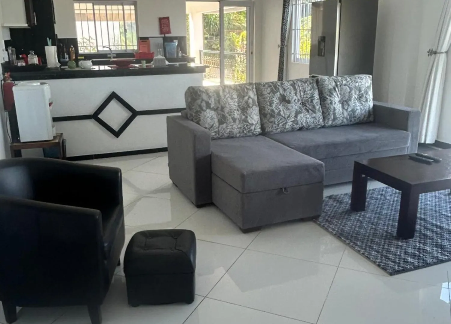 The Olive Tree Apartment Misere 0*,